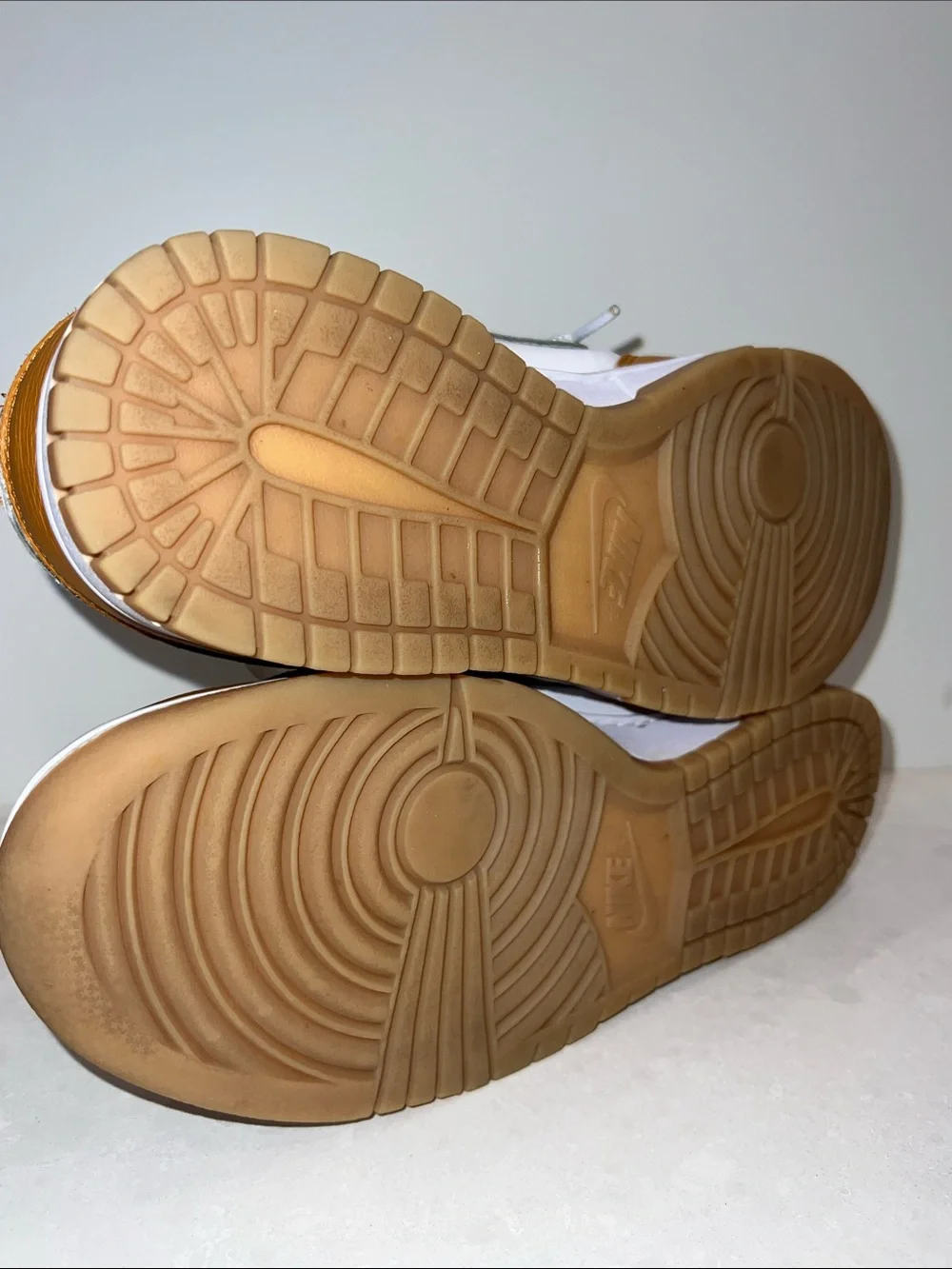 Nike Dunk Low Retro Sneakers